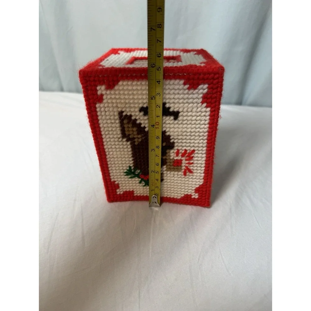 Vtg Deer Needlepoint Christmas Handmade Tissue Box Cover Plastic Canvas Rudolph